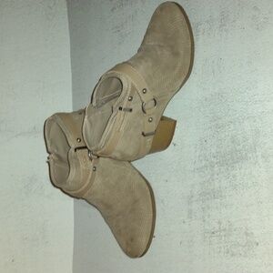 Indigo Rd. Almond Bootie, 7M